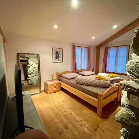 Ferienwohnung Brambrueesch アパート *